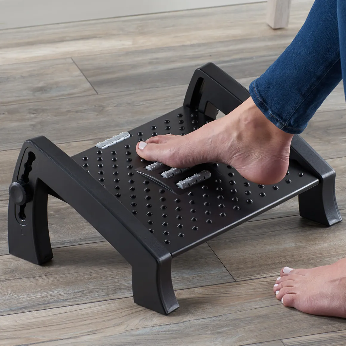 Adjustable Footrest