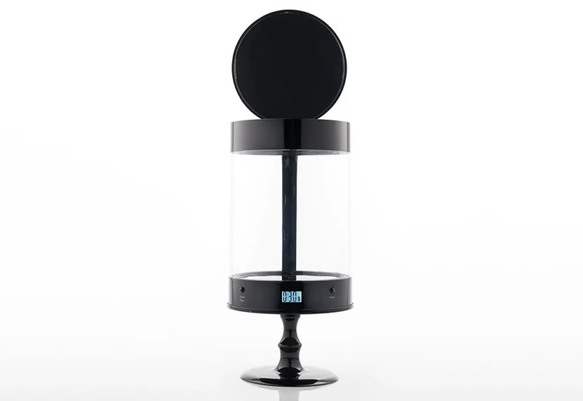 Automatic Candle Extinguisher