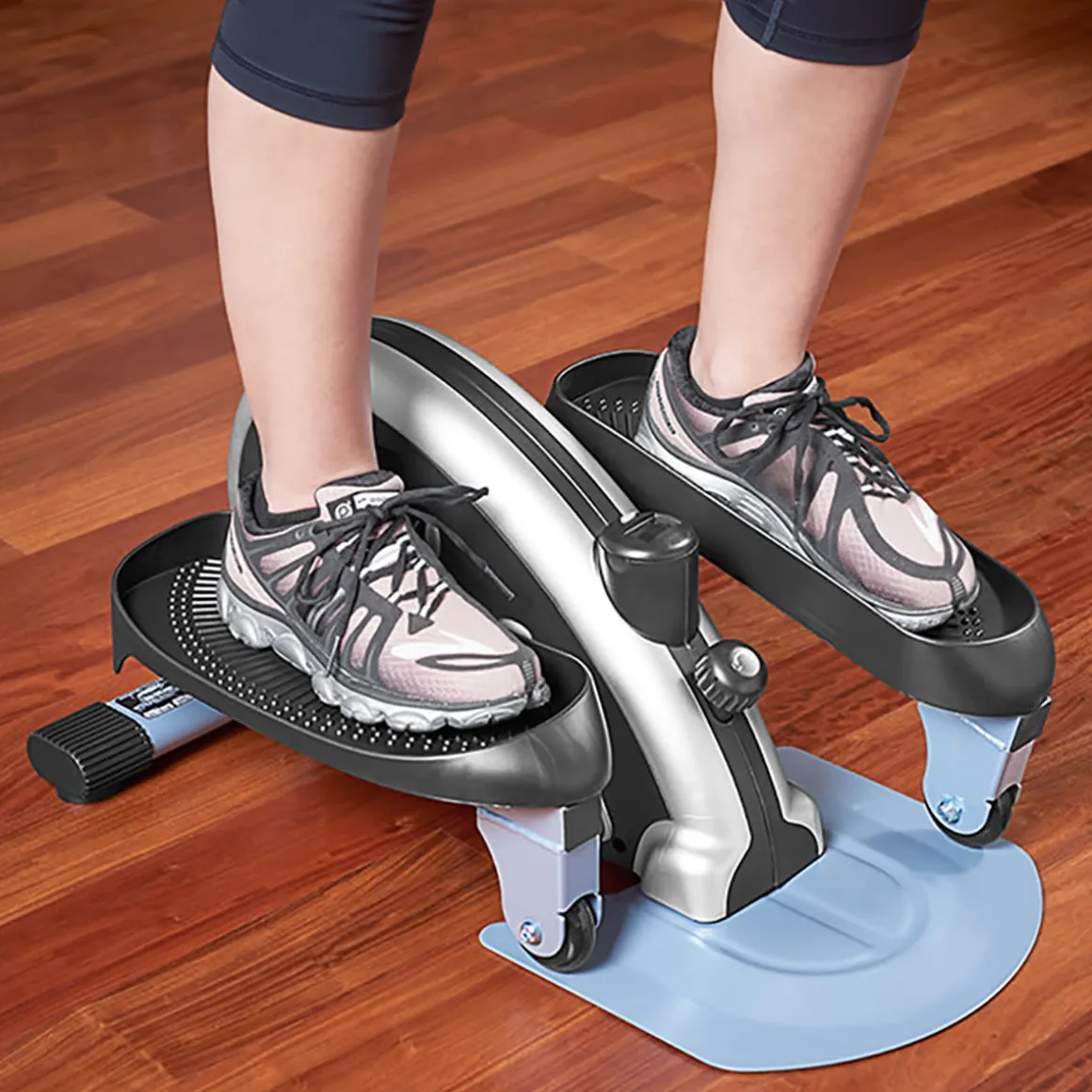 Compact Elliptical Trainer