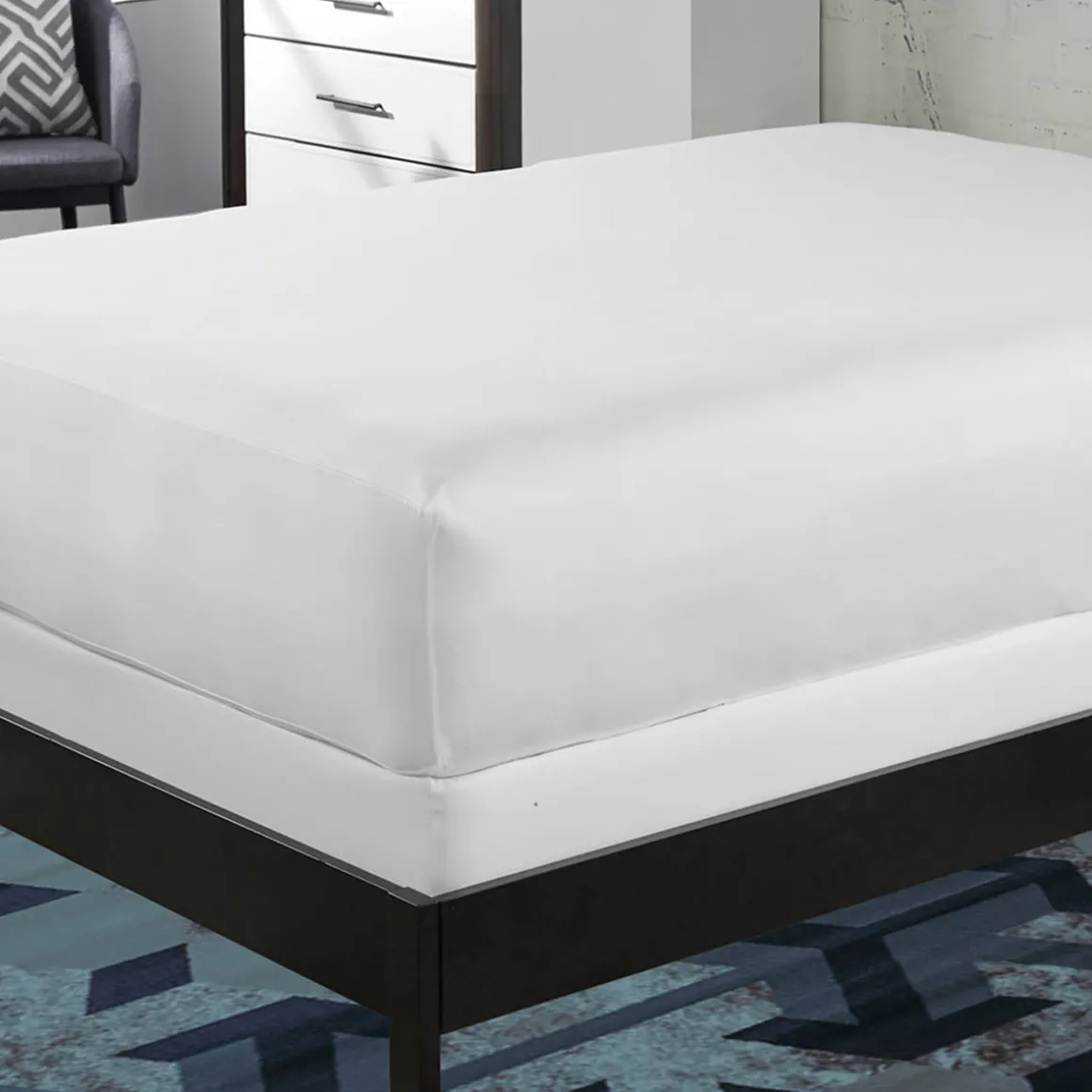 Cooling Mattress Protector