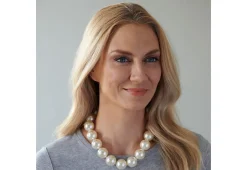 Cooling Pearl Necklace