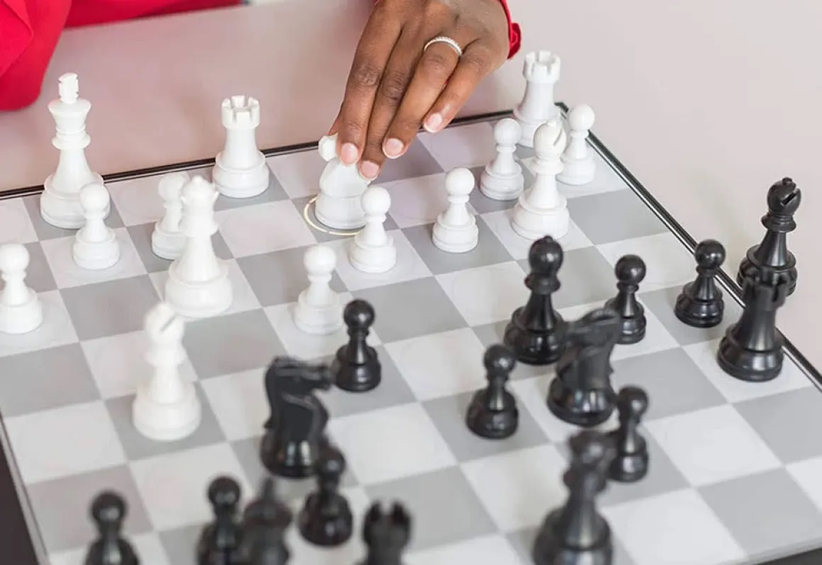 Digital Electronic Chess Computer