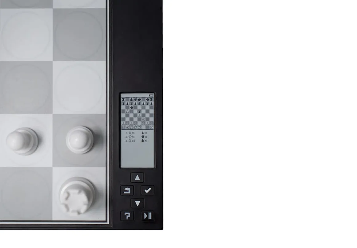 Digital Electronic Chess Computer