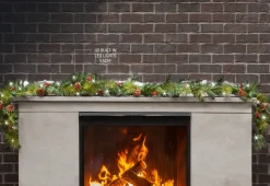 9-Ft. Cordless Pre-Lit Indoor/Outdoor Garland