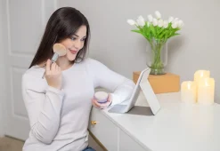 Full-Face LED Travel Mirror