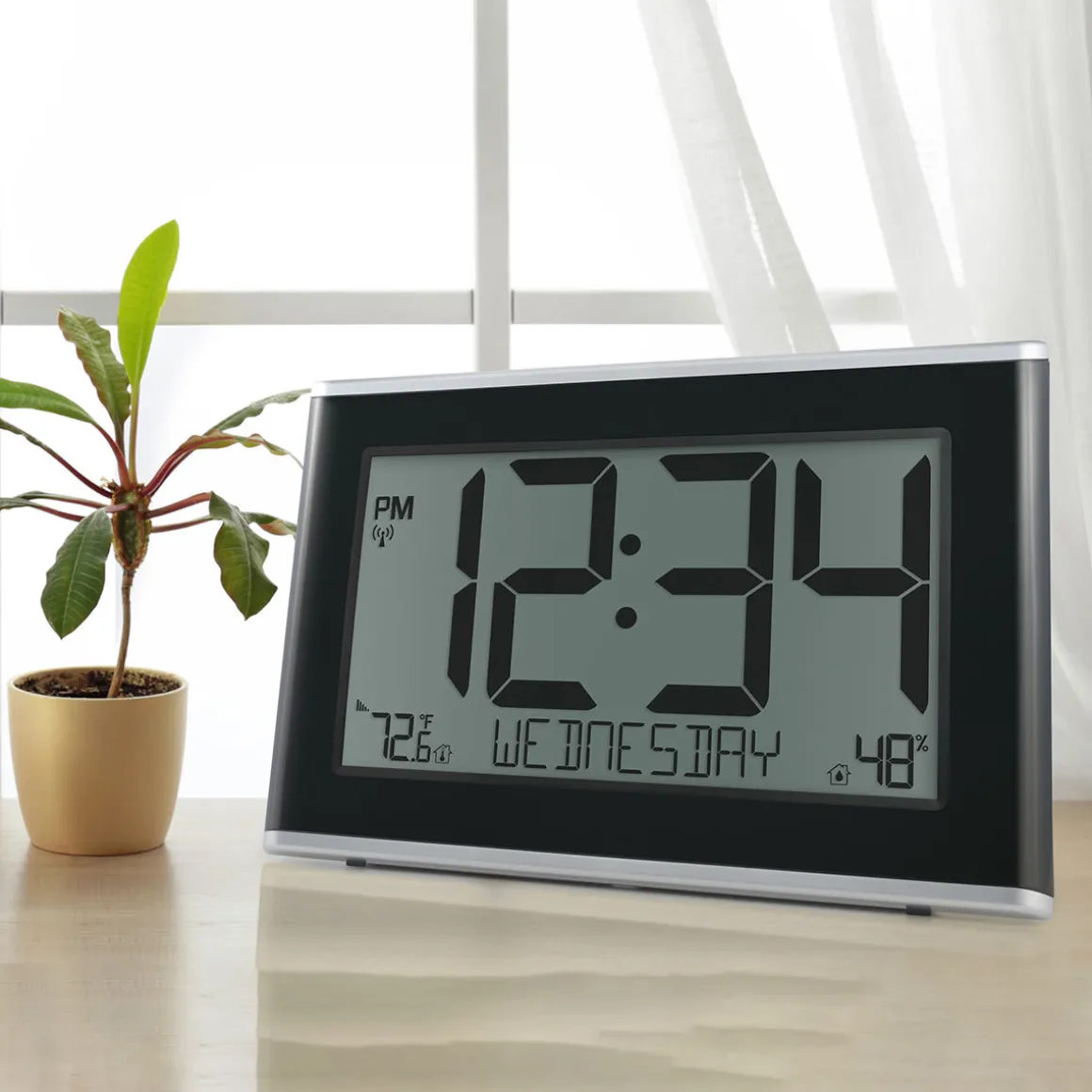 Jumbo Display Atomic Clock