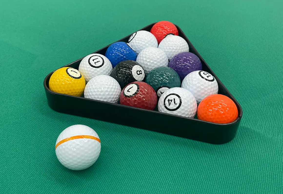 Mini Golf Pool Table Putting Game