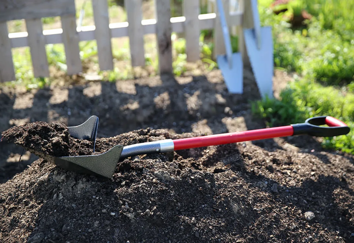 One Shot ''Wing'' Shovel