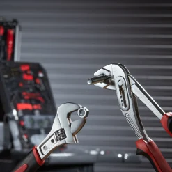 186-Piece Vanadium Tool Set by Sharper Image