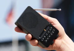 Pocket AM/FM Radio
