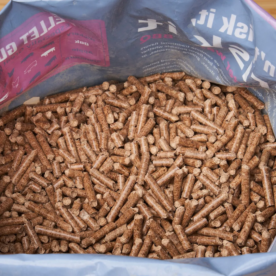 Premium Oak Wood Pellets for Smart Wood Pellet Smoker Grill