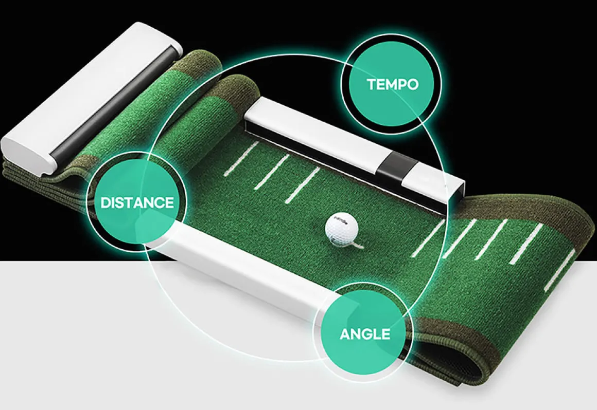 Putting Mat with Digital Feedback Trainer