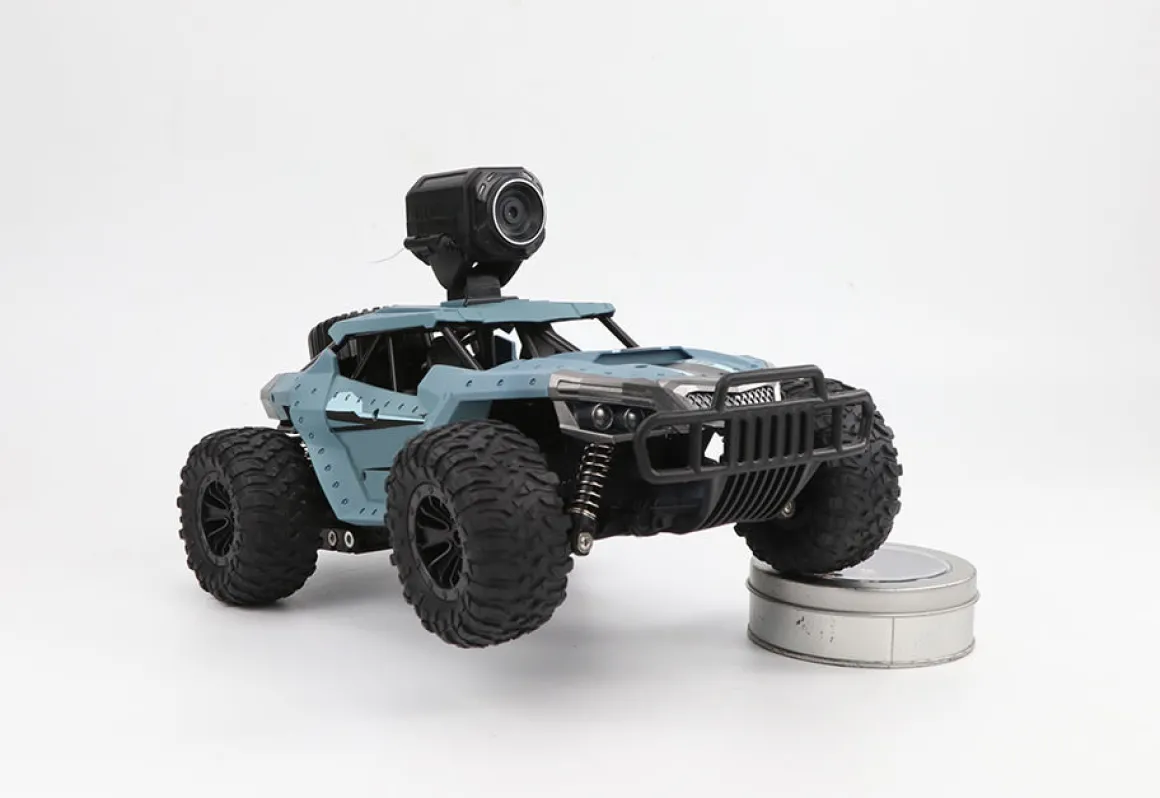RC Spy Cam Rover