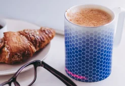 Self-Heating Smart Mug